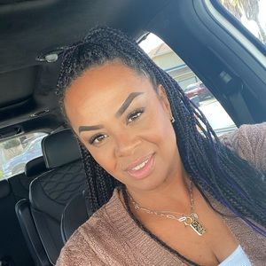 Meet your Posher, Gabriella